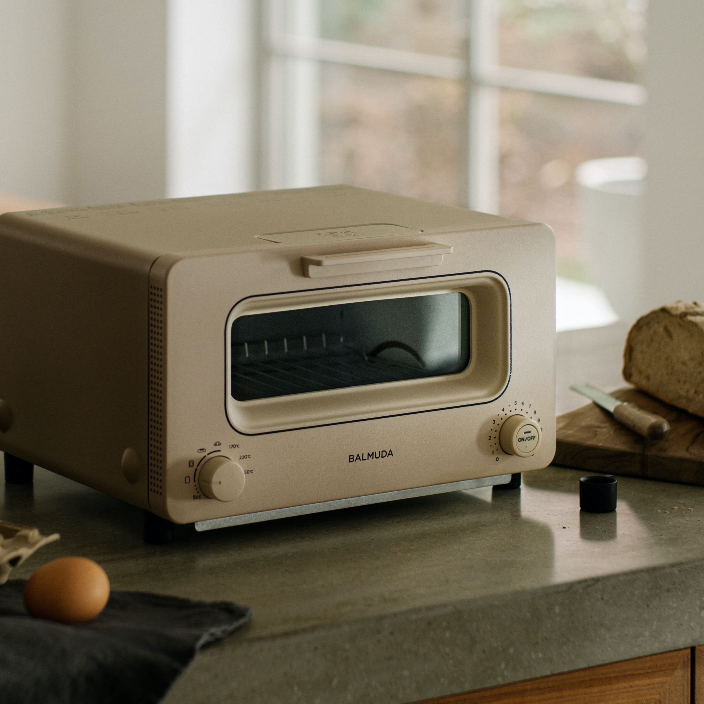 BALMUDA The Toaster 3rd Gen K05E - Beige - Image 3