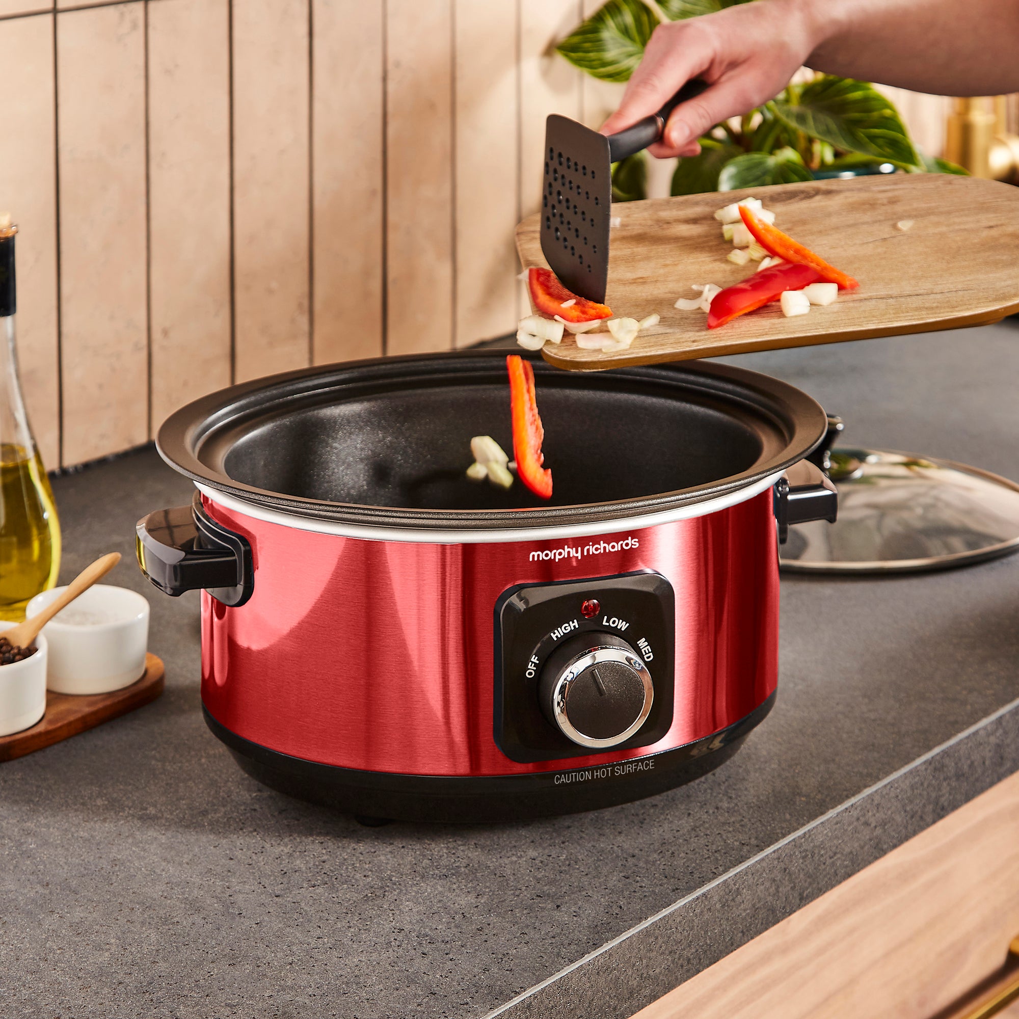 Accents Sear & Stew 3.5L Slow Cooker - Red - Image 3